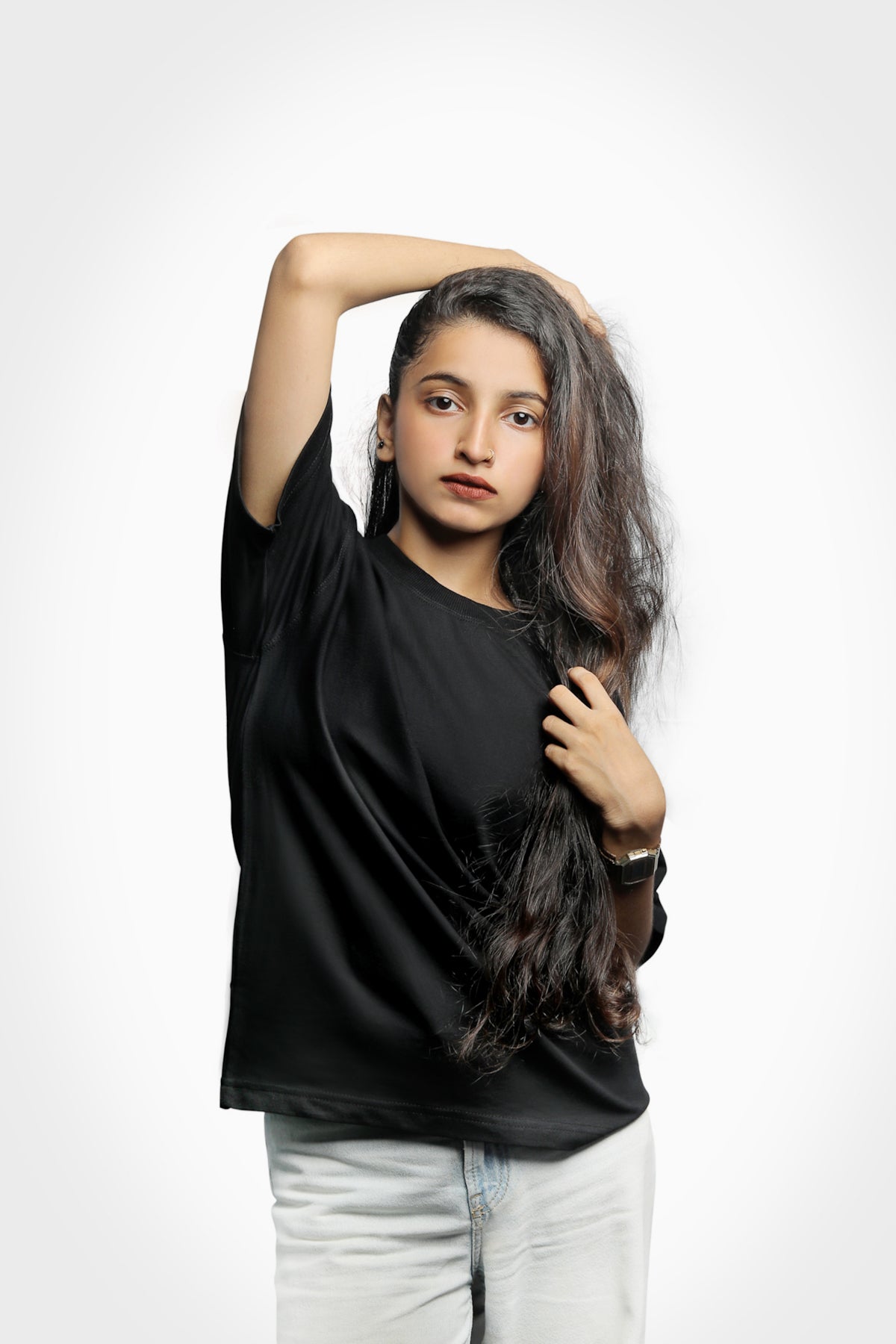 Haeper women's Black oversized T-shirts front with hair side