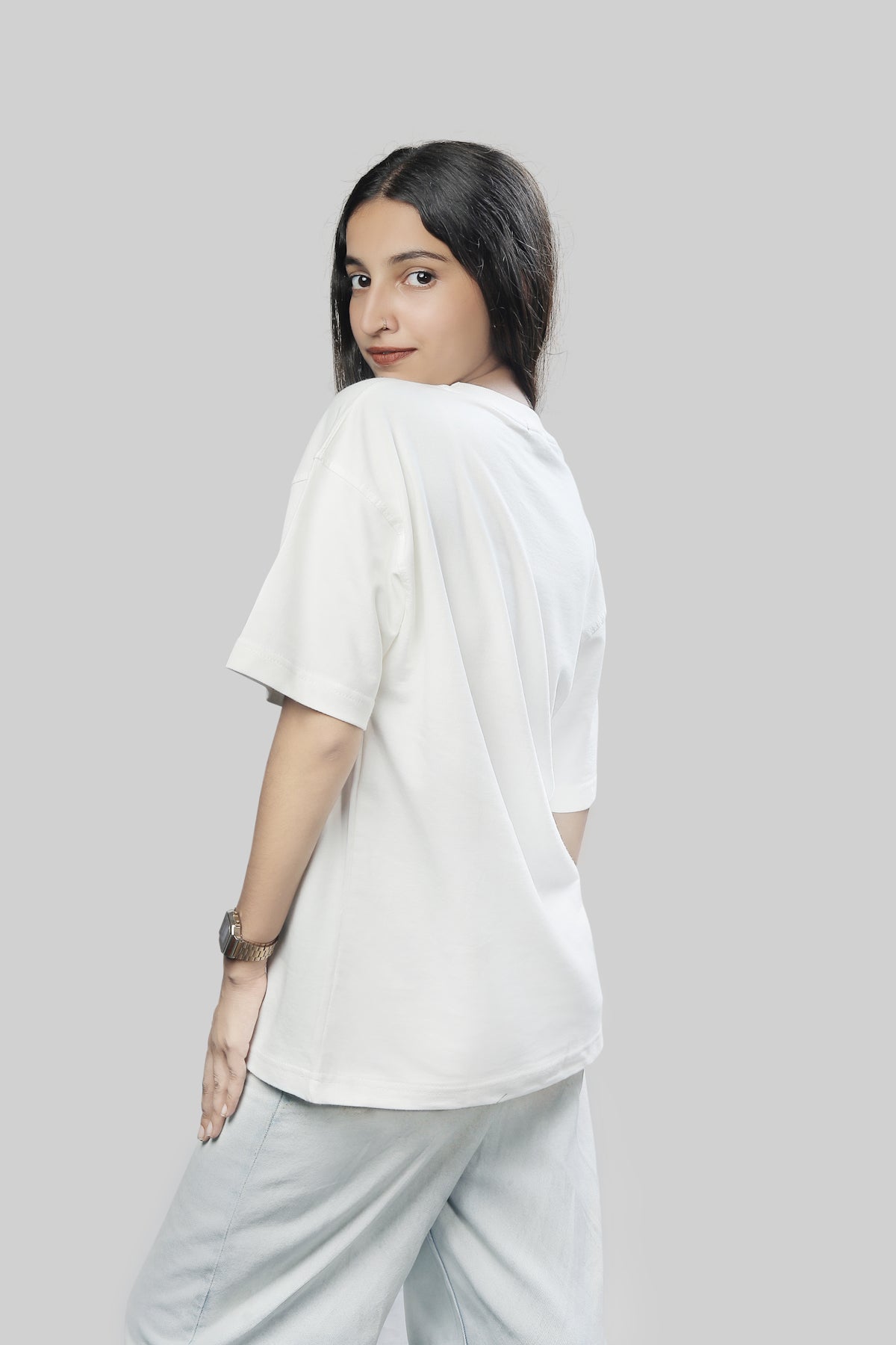 Haeper women Off white oversized T-shirts back  side