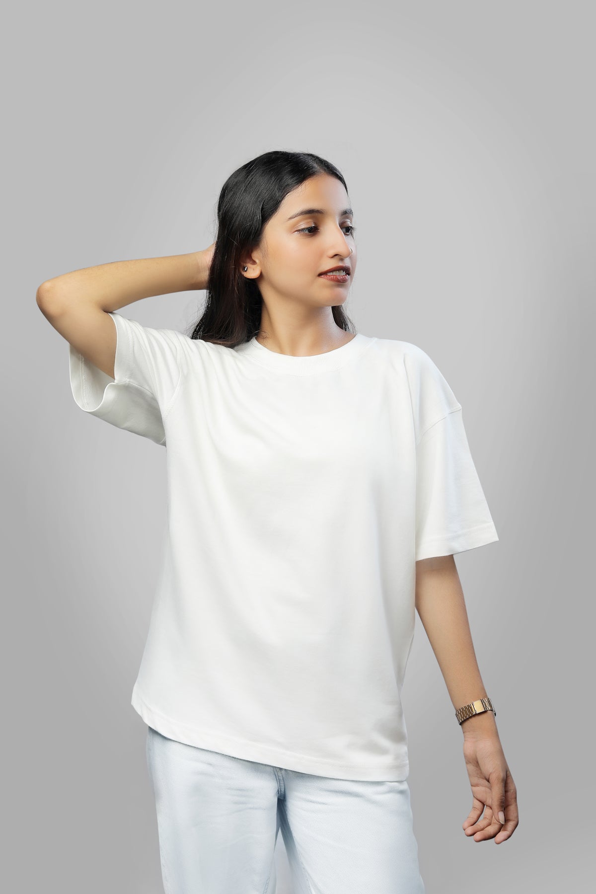 Haeper women Off white oversized T-shirts front side