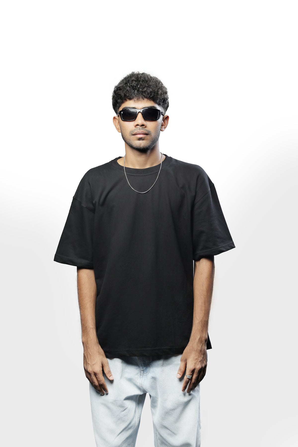Haeper Black oversized T-shirts front side